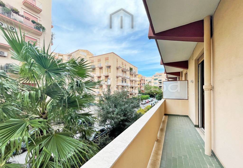 Appartamento in vendita a Palermo via Lucania, 12