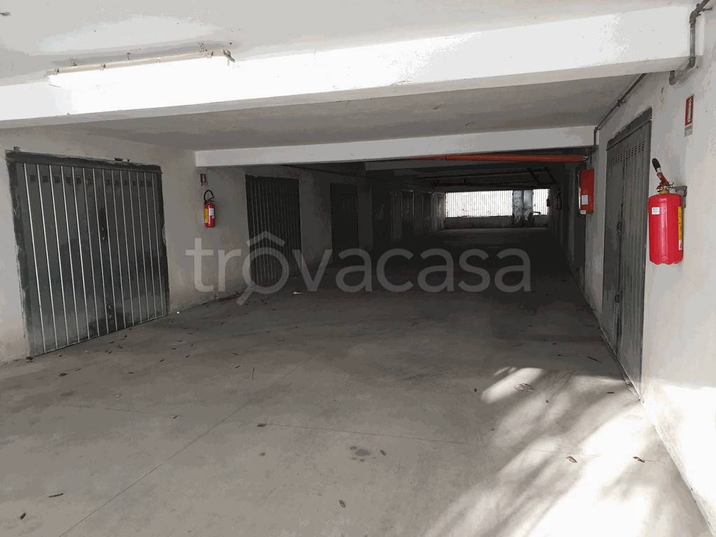 Garage in vendita a Benevento via Carlo Goldoni