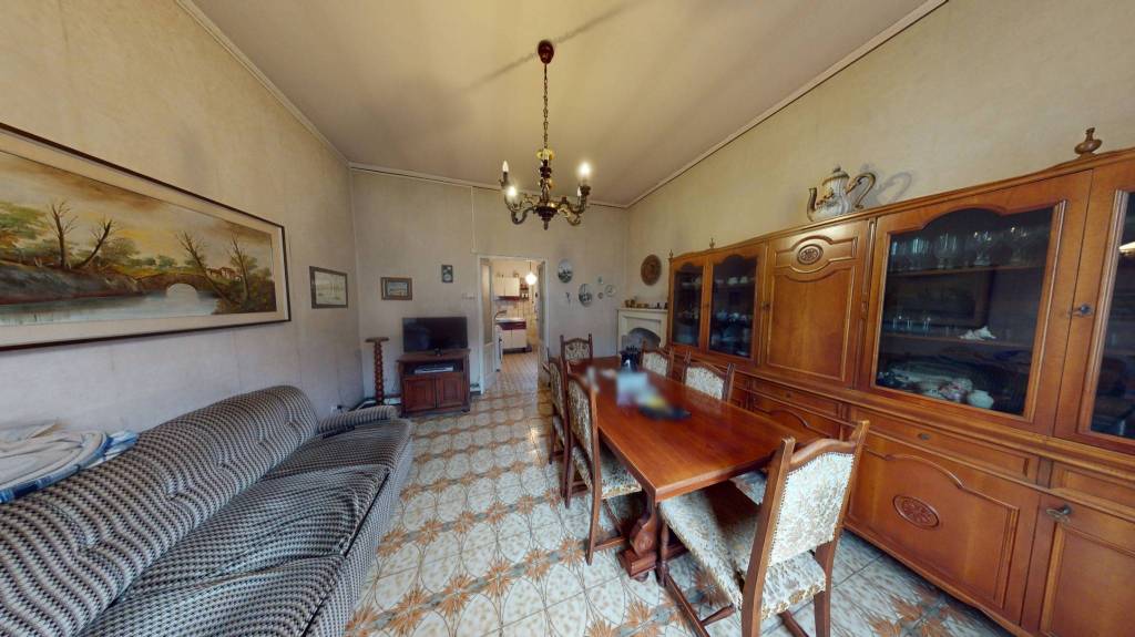 Casa Indipendente in vendita a Como via Varesina, 88