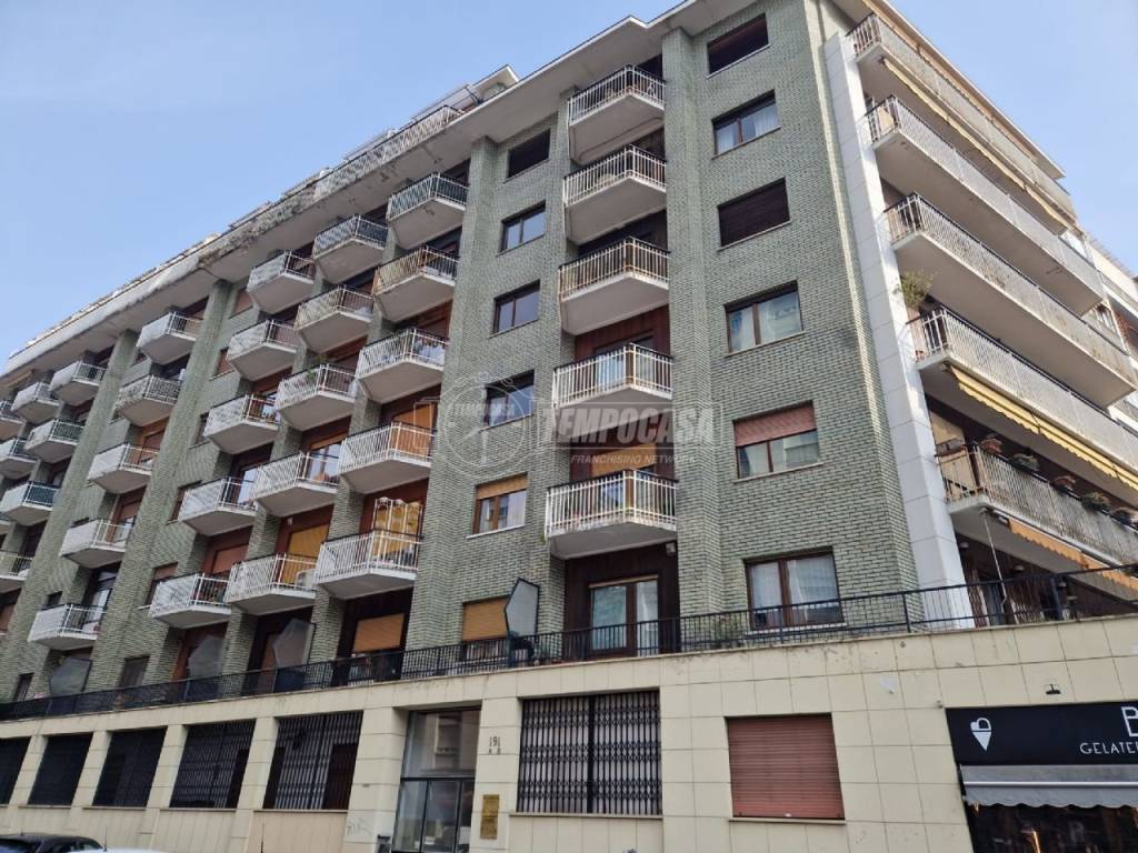 Appartamento in vendita a Torino via Gorizia, 191