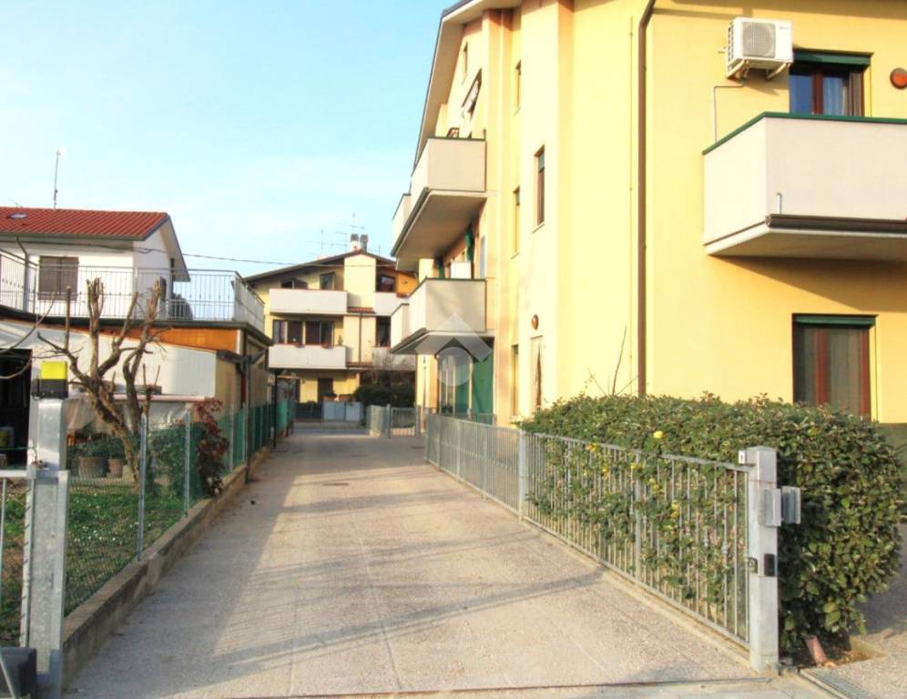 Casa Indipendente in vendita a Cesena via Melona, 70