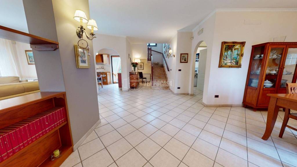 Villa in vendita a Pomigliano d'Arco via Enrico Caruso, 30