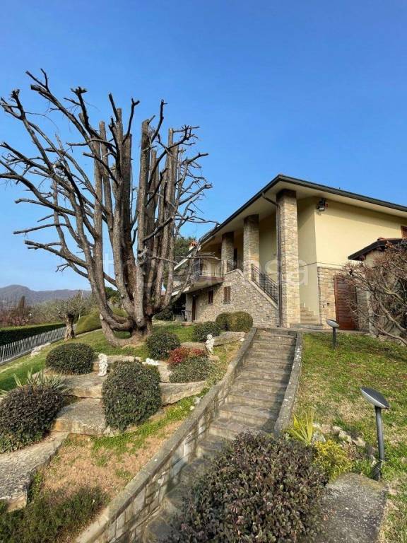 Villa in vendita a Credaro via Papa Giovanni xxiii, 30