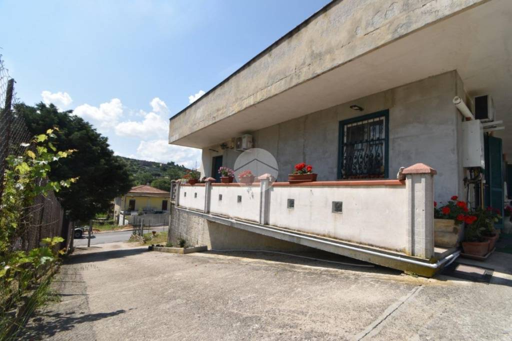 Villa Bifamiliare in vendita ad Agropoli via Fuonti, 71