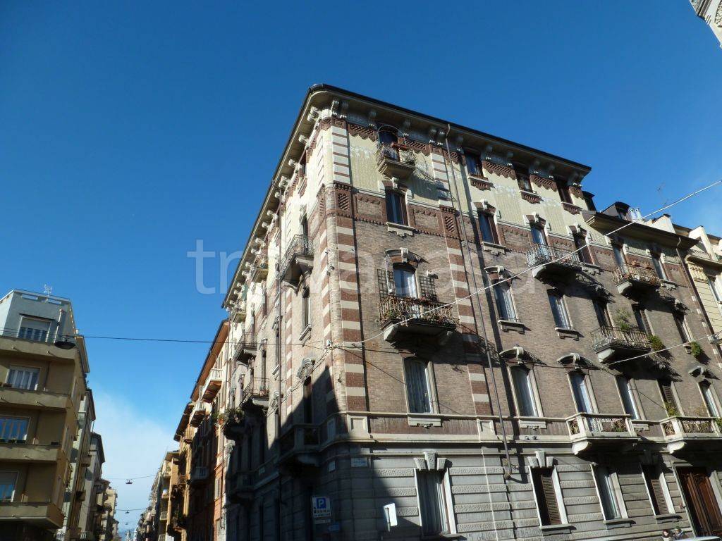 Appartamento in affitto a Torino via Claudio Beaumont, 4