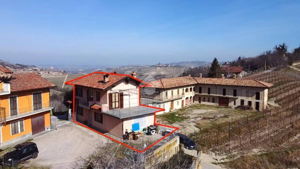 Villa in vendita a Monforte d'Alba localita' san giuseppe