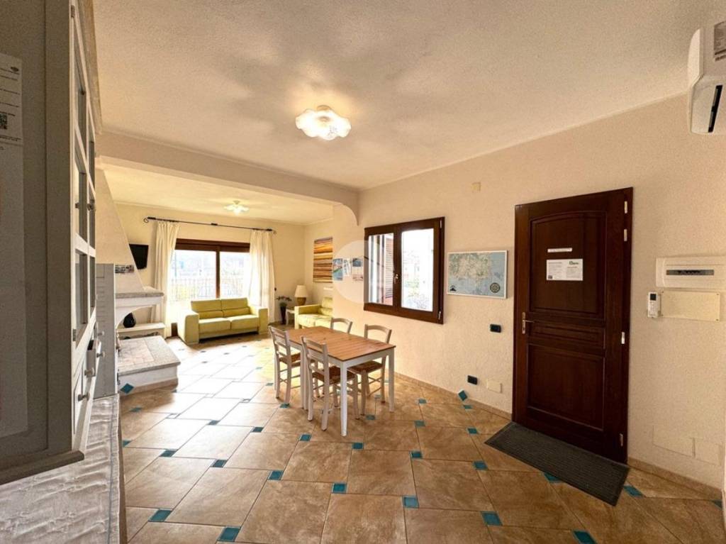 Appartamento in vendita a Villasimius via Del Monte, 5