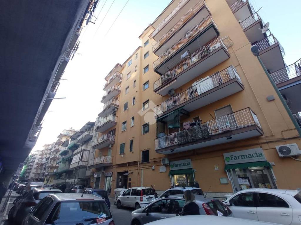Appartamento in vendita a Napoli via Francesco Arnaldi, 28