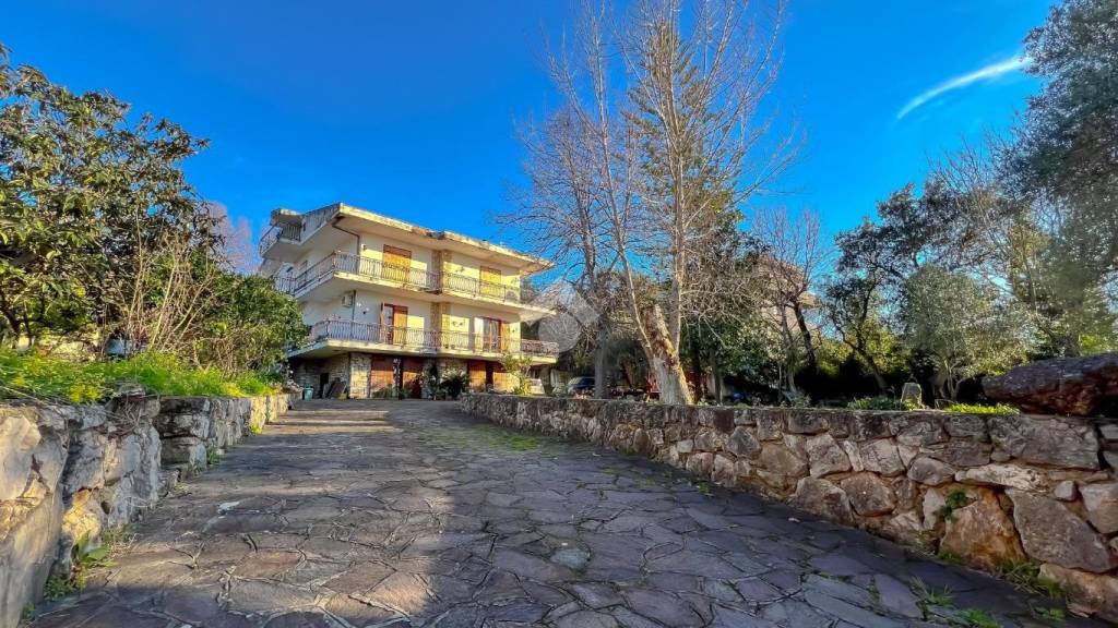 Villa in vendita a Formia via delle Vigne, 43