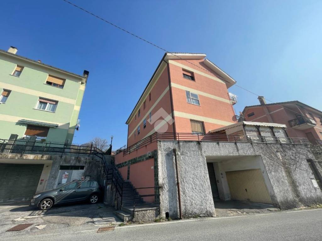 Appartamento in vendita a Sant'Olcese via Achille grandi, 25