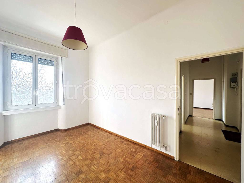 Appartamento in vendita a Milano viale Molise 63