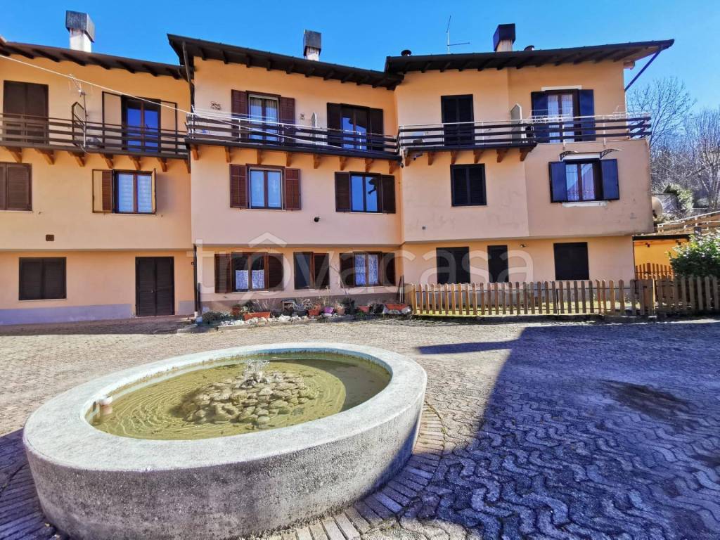 Villa a Schiera in vendita a Montenars