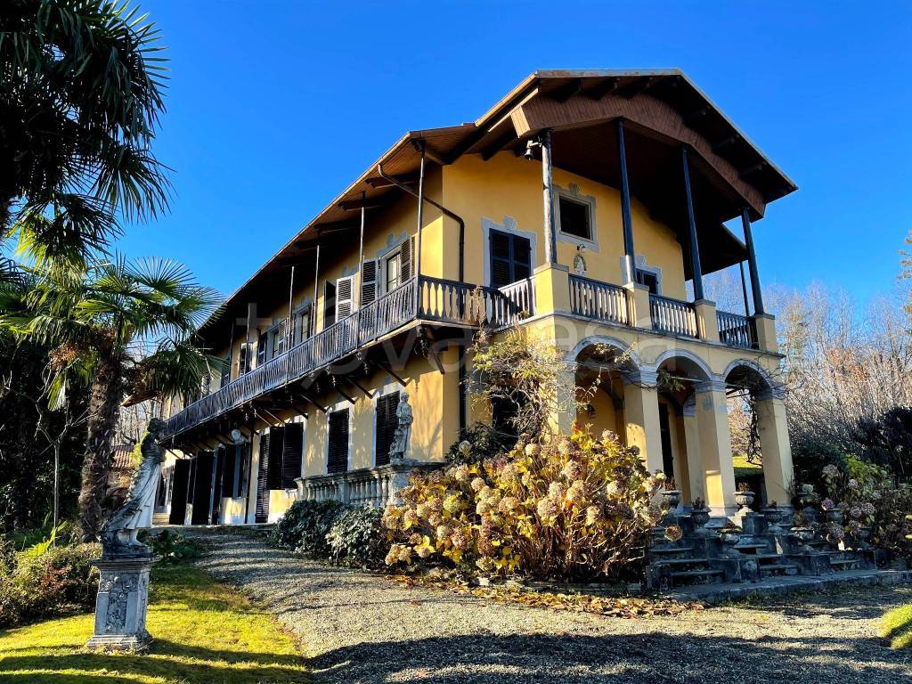 Villa Bifamiliare in vendita a Pinerolo strada di Costagrande, 232