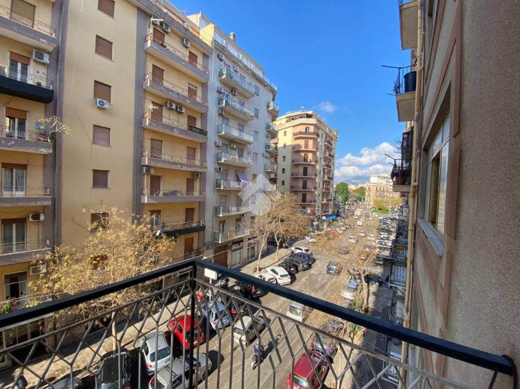 Appartamento in vendita a Palermo via Rocco Jemma, 40