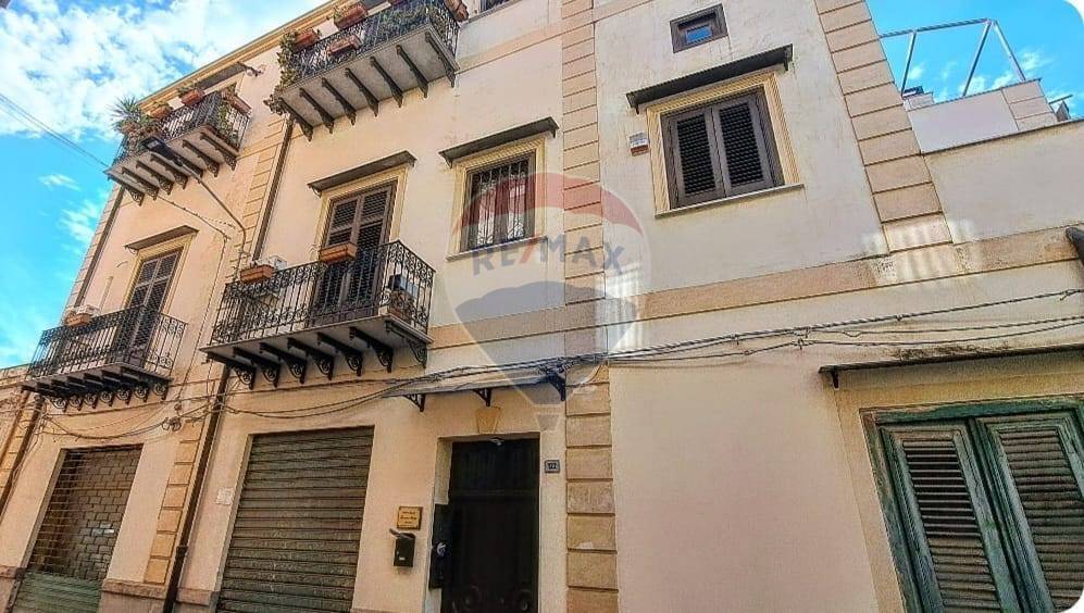 Casa Indipendente in vendita a Bagheria via Quattrociocchi, 88