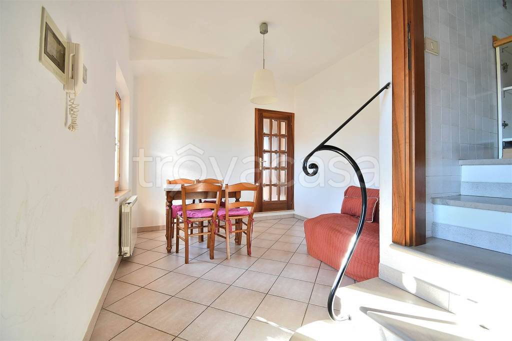Appartamento in vendita a Monteroni d'Arbia via del Castello