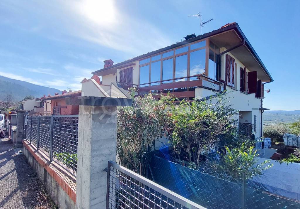 Casa Indipendente in vendita a Bagno a Ripoli via Italo Martinelli