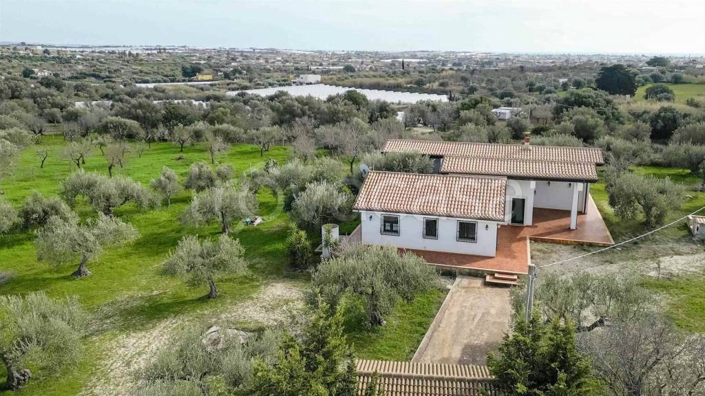 Villa in vendita a Ispica contrada San Basilio - Iannazzo
