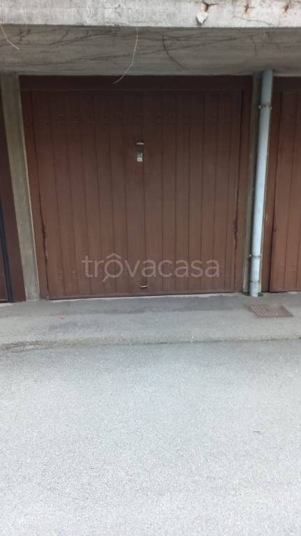 Garage in vendita a Inzago via Vescovo Garibaldo, 7