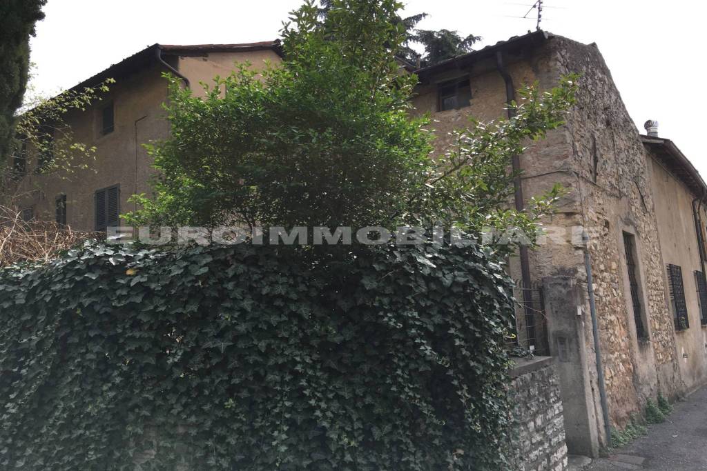 Villa in vendita a Brescia via Cesare Guerini, 98