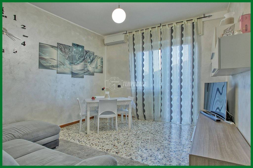 Appartamento in vendita a Varese viale Belforte