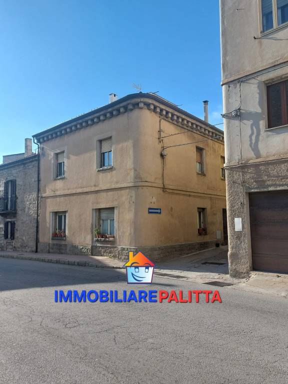 Appartamento in vendita a Tempio Pausania via Nino di Gallura