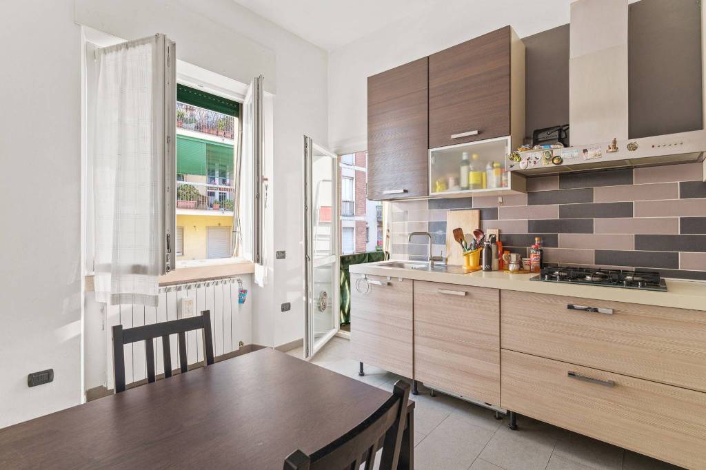 Appartamento in vendita a Milano via Paolo Mantegazza, 14