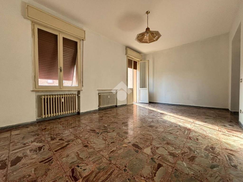 Appartamento in vendita a Reggio nell'Emilia via Bonifazio Asioli, 3