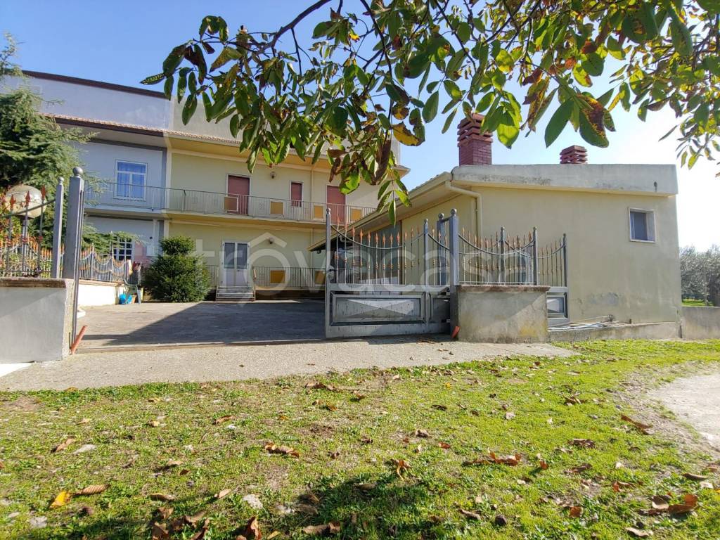 Villa in vendita a Moiano strada Provinciale montesarchio-bucciano-frasso