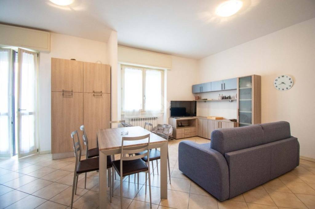 Appartamento in vendita a Moniga del Garda via Carlo Alberto, 32
