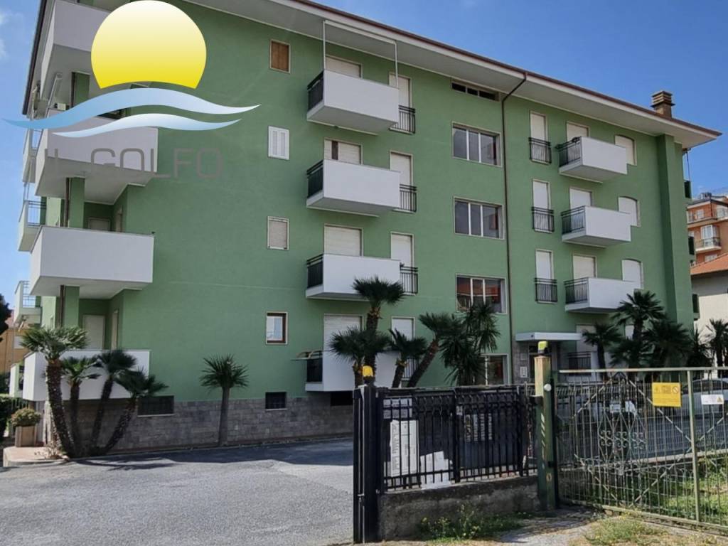 Appartamento in affitto a San Bartolomeo al Mare via Aurelia, 57