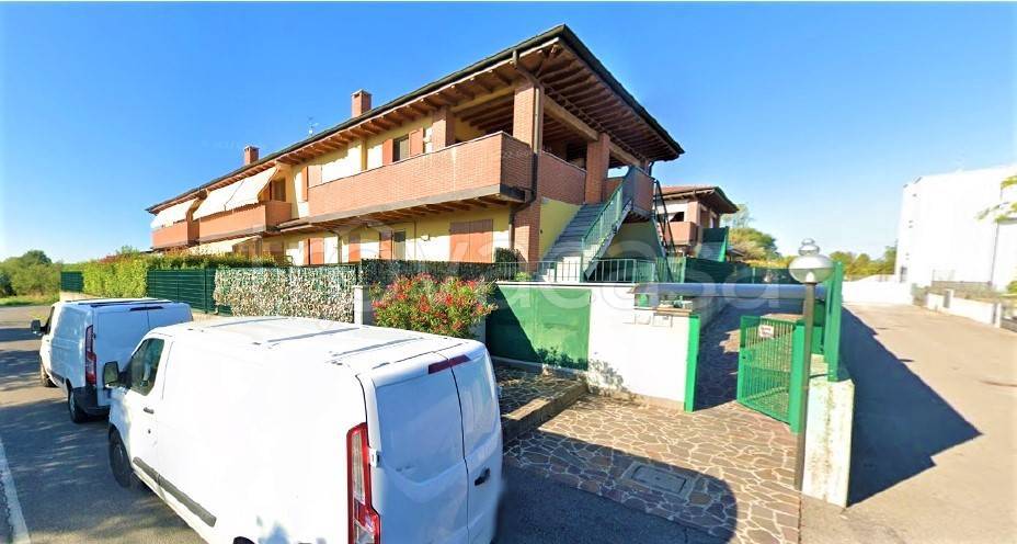 Appartamento in vendita a Romano di Lombardia via degli Astri, 33