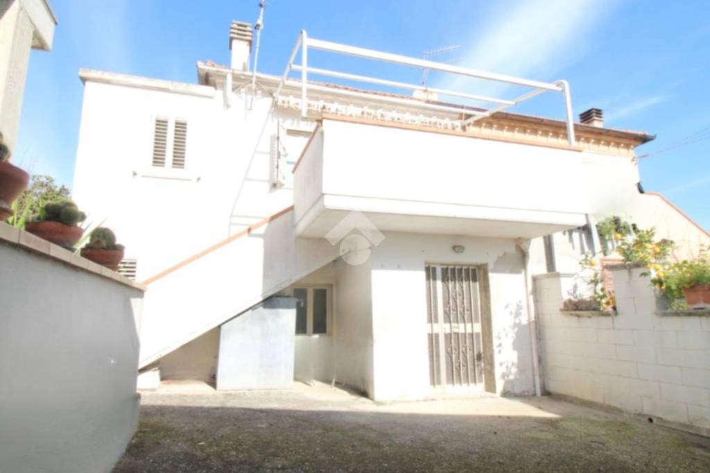 Appartamento in vendita a Città Sant'Angelo via Leonardo Petruzzi, 80