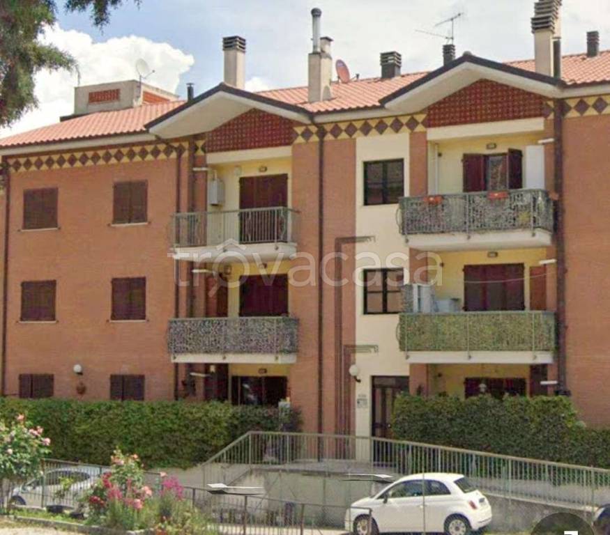 Appartamento in vendita a Spoleto via Carlo Marx