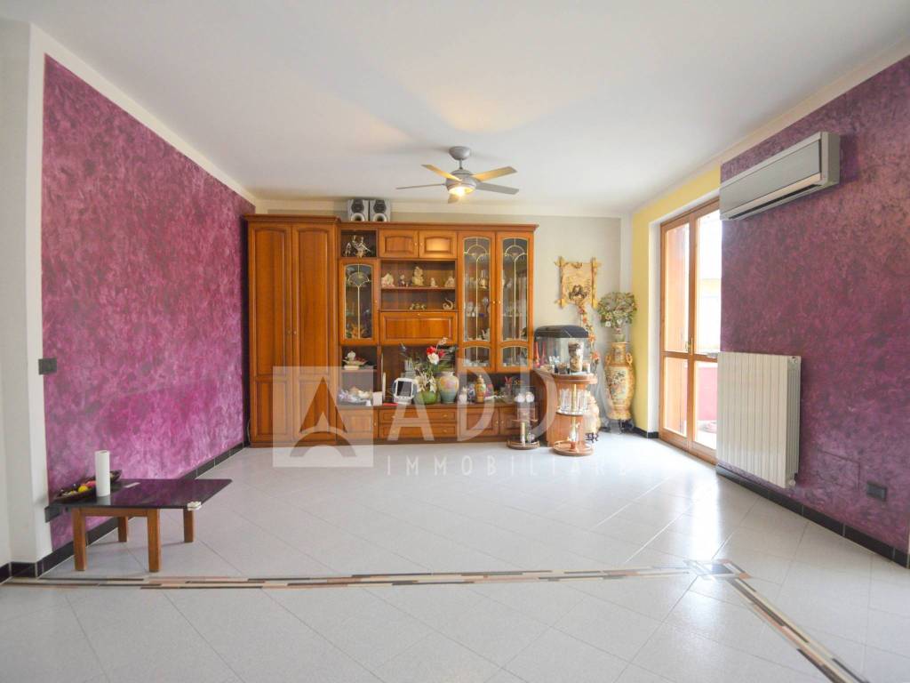 Casa Indipendente in vendita a Cornate d'Adda via Castello