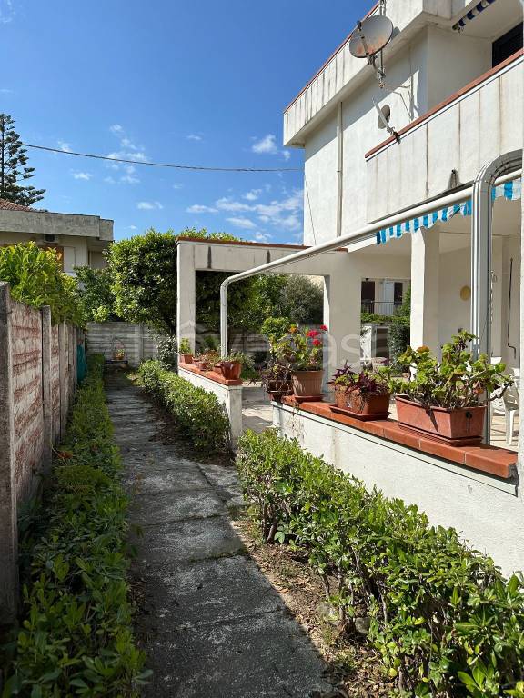 Villa Bifamiliare in in vendita da privato a Capaccio Paestum via Colonnello Barresi, 62