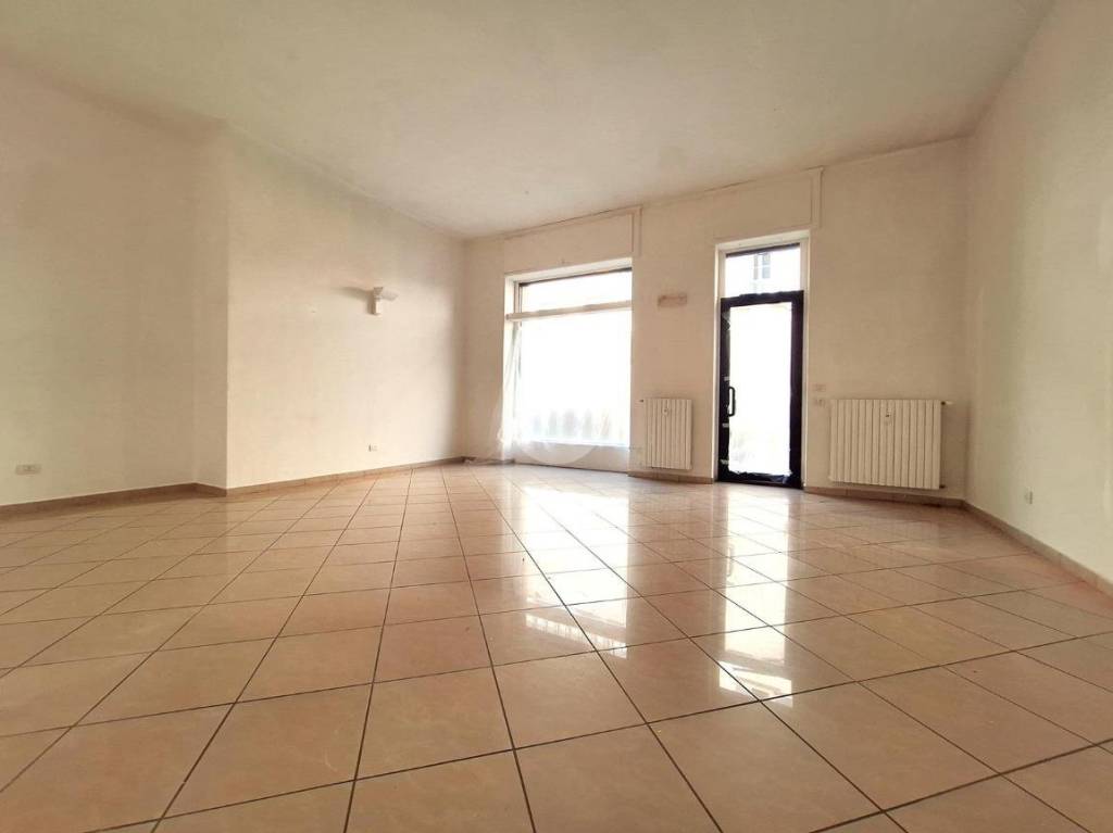 Appartamento in vendita a Voghera via Emilia, 211