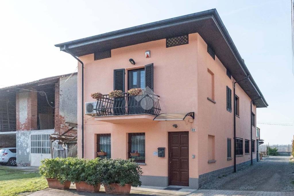 Casa Indipendente in vendita a Ciriè borgata rossignoli, 31