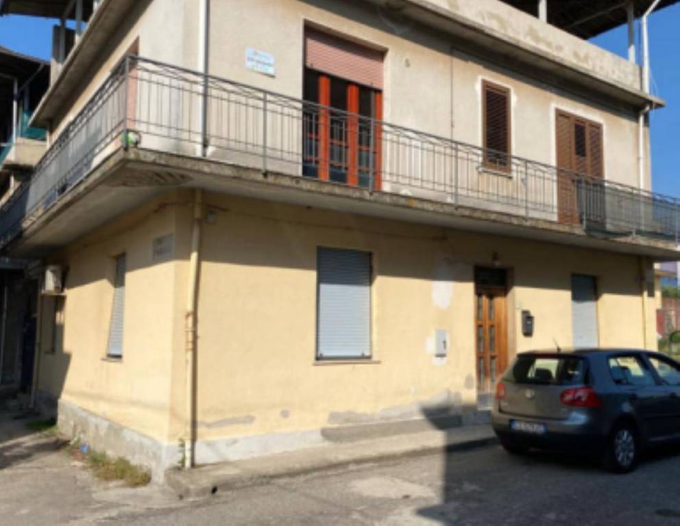 Appartamento all'asta a Taurianova via Pietro Barillà, 23