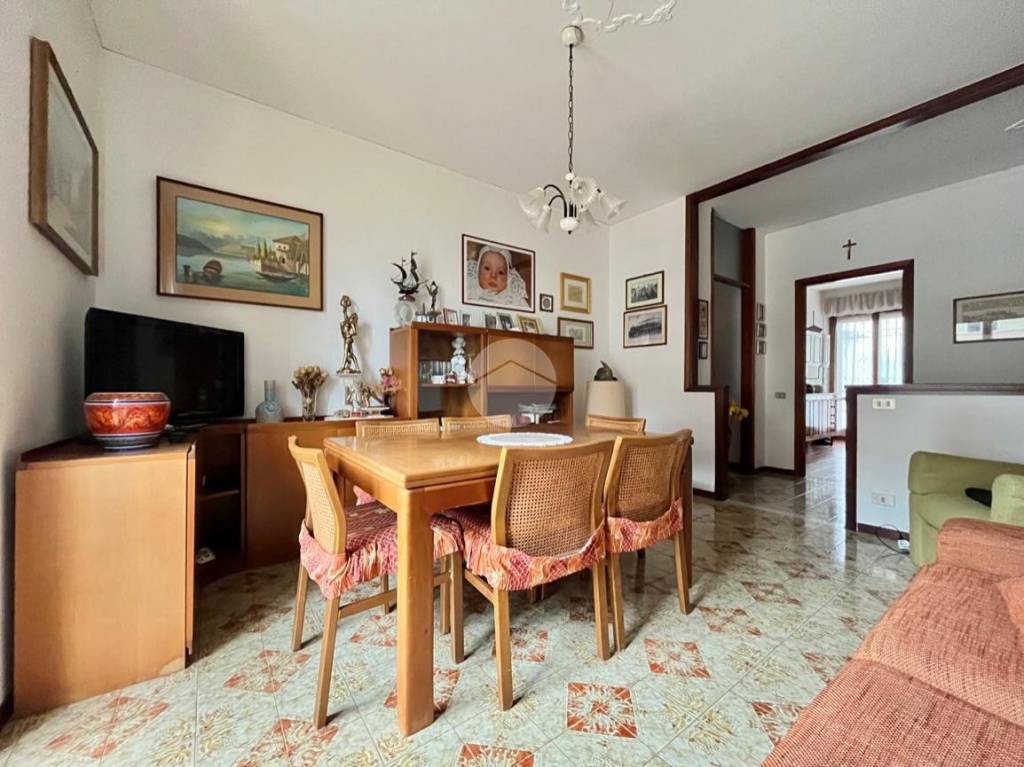 Appartamento in vendita a San Martino Buon Albergo via Carso, 4