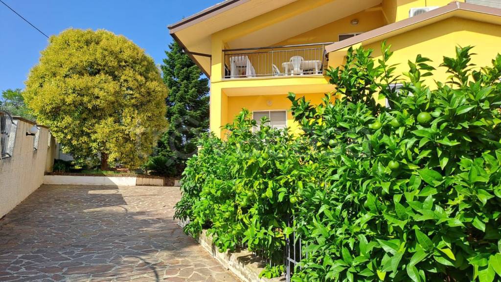 Villa in in vendita da privato a Ripa Teatina contrada Feudo, 72