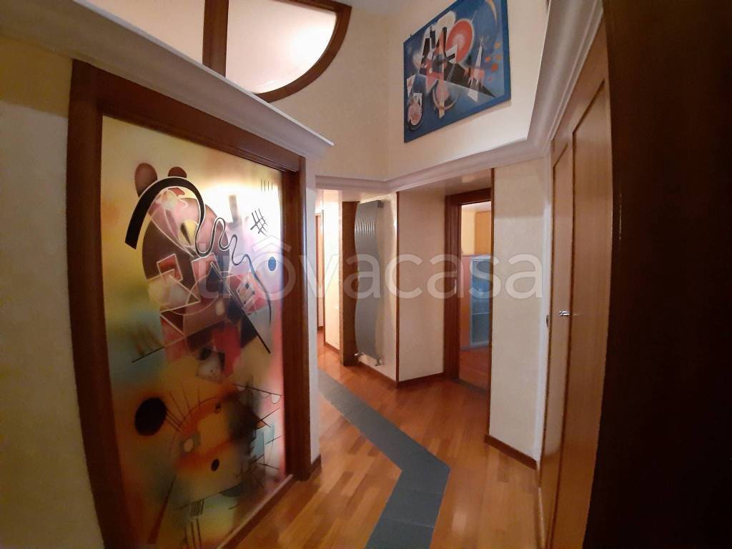 immagine annuncio 4 di 8