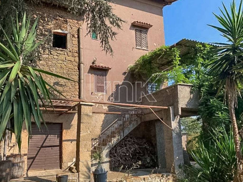 Casa Indipendente in vendita a Zagarolo via Sant'Apollaria