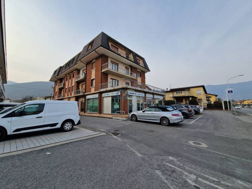Appartamento in vendita a Gavardo via Giovanni Quarena, 152