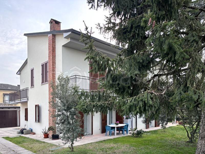 Villa in vendita a Bressana Bottarone via Beatrice Fassati Busca, 20