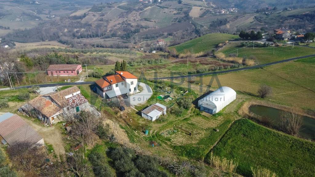 Villa Bifamiliare in vendita a Roncofreddo traverse Via Garibaldi