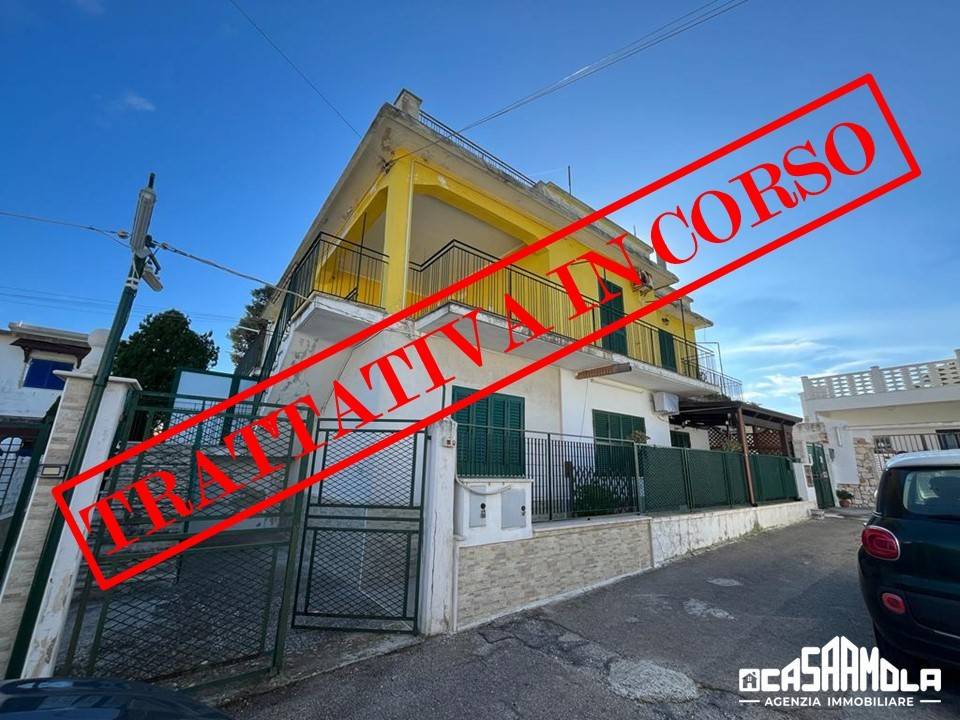 Appartamento in vendita a Mola di Bari strada Statale 16 Adriatica, 76