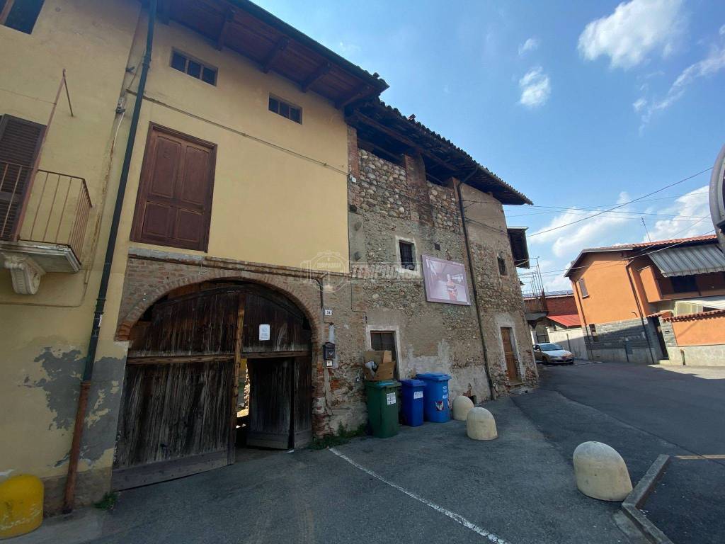 Casa Indipendente in vendita a Salassa via Torino