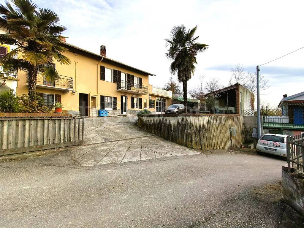 Casa Indipendente in vendita a Montiglio Monferrato