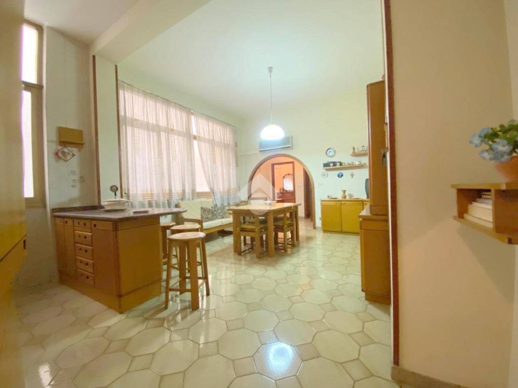 Appartamento in affitto a Palermo via Tommaso Aversa, 78